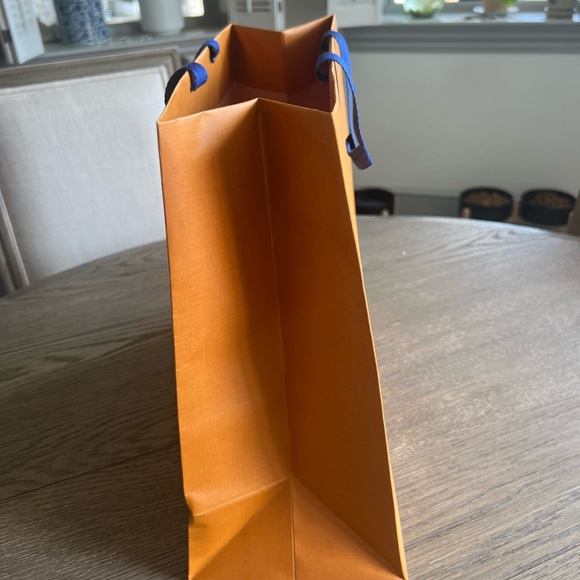 Authentic Louis Vuitton orange shopping bag - Picture 3 of 4
